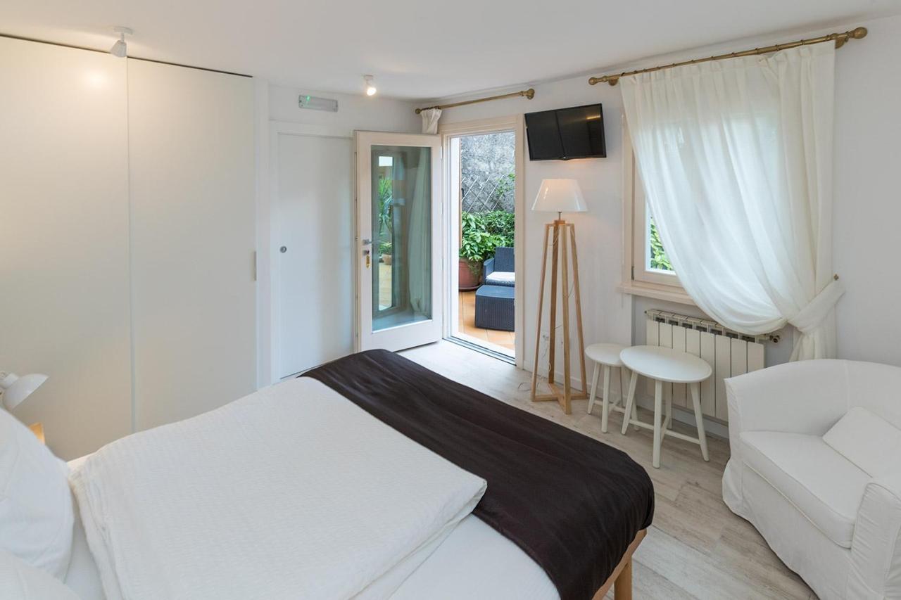 B&B Casa Benamati by Kelly Malcesine Bagian luar foto