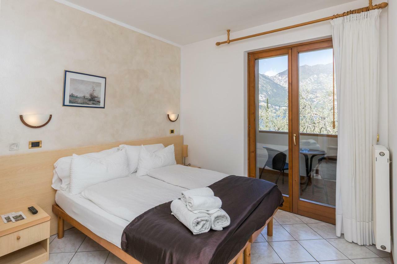B&B Casa Benamati by Kelly Malcesine Bagian luar foto