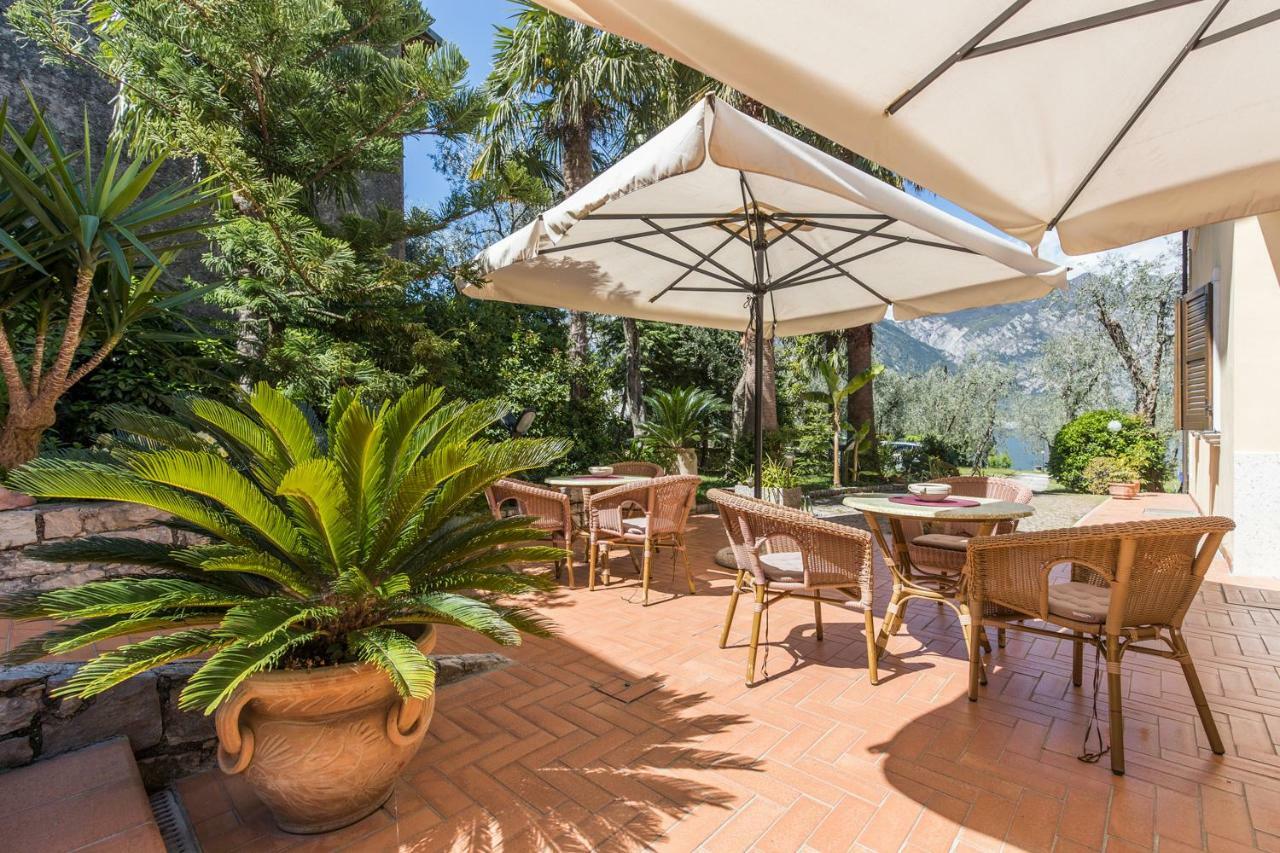 B&B Casa Benamati by Kelly Malcesine Bagian luar foto